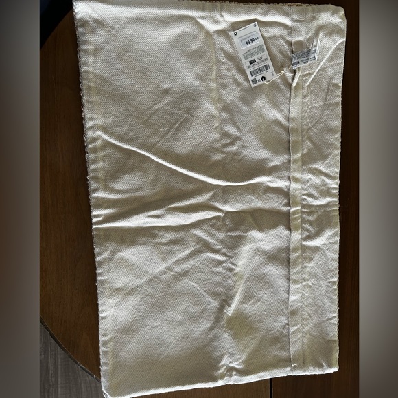 Zara WOVEN THROW PILLOW
COVER - Picture 2 of 6